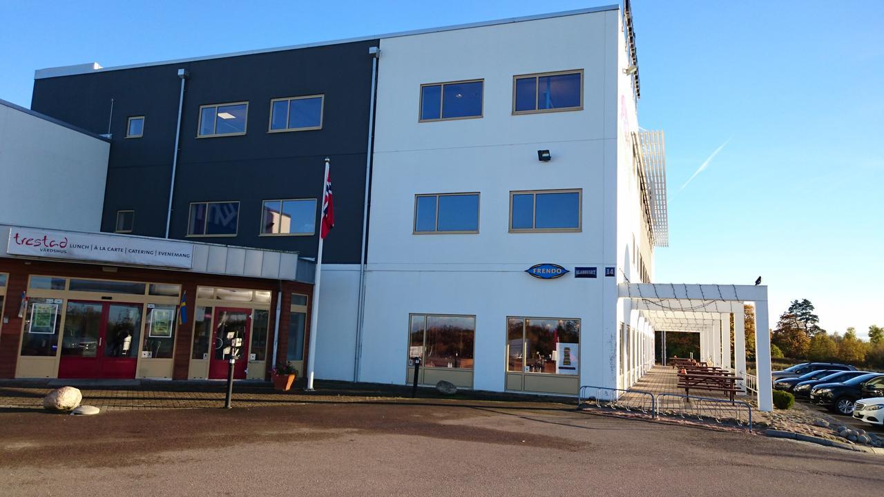Trestads Restaurang Hotell&Pensionat Vanersborg Luaran gambar